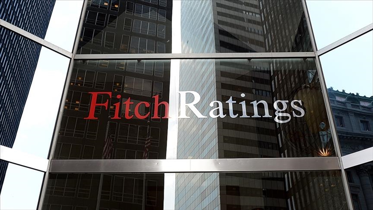 Fitch 2022 Yılı Büyüme Tahminini Küresel Ekonomi İçin Düşürdü, Türkiye İçin Yükseltti