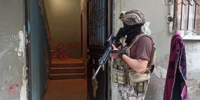 Mersin Büyükşehir Belediyesi'ne operasyon