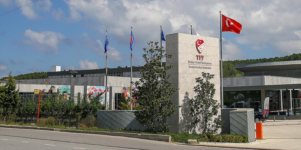 Pfdk'den 3 Süper Lig Kulübüne Para Cezası