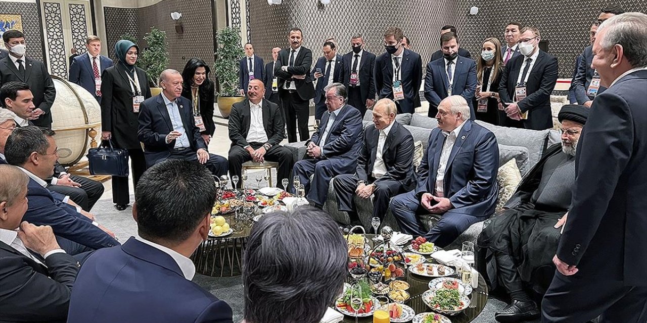 Cumhurbaşkanı Erdoğan, "Ebedi Şehir"de Şiö Zirvesi'ne Katılan Liderlerle Sohbet Etti