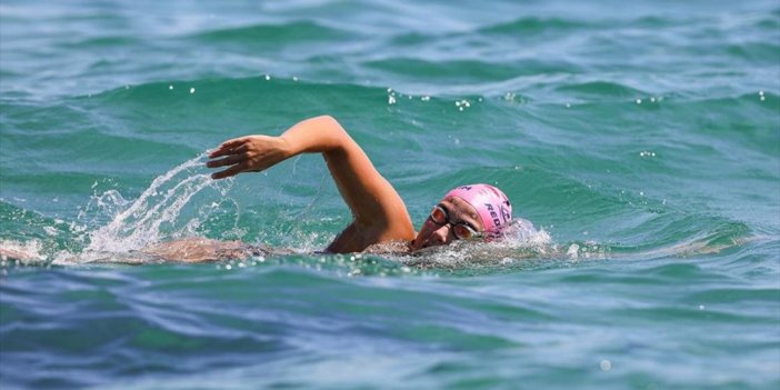 Catalina'yı Yüzerek Geçen İlk Türk Kadını Bengisu '7 Okyanus' İçin Hazırlanıyor
