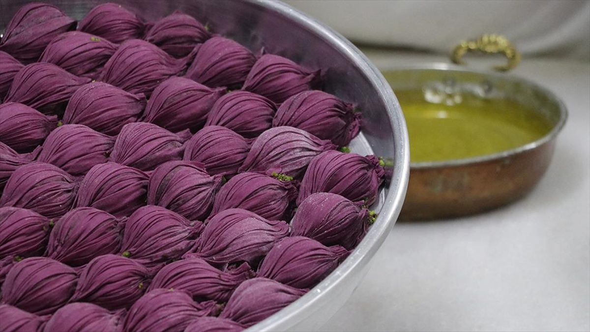 'Antep Baklavası' Farklı Çeşitleriyle Hem Göze Hem Damağa Hitap Ediyor