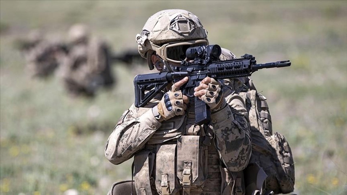 Barış Pınarı Bölgesine Saldırı Hazırlığındaki 2 Terörist Etkisiz Hale Getirildi