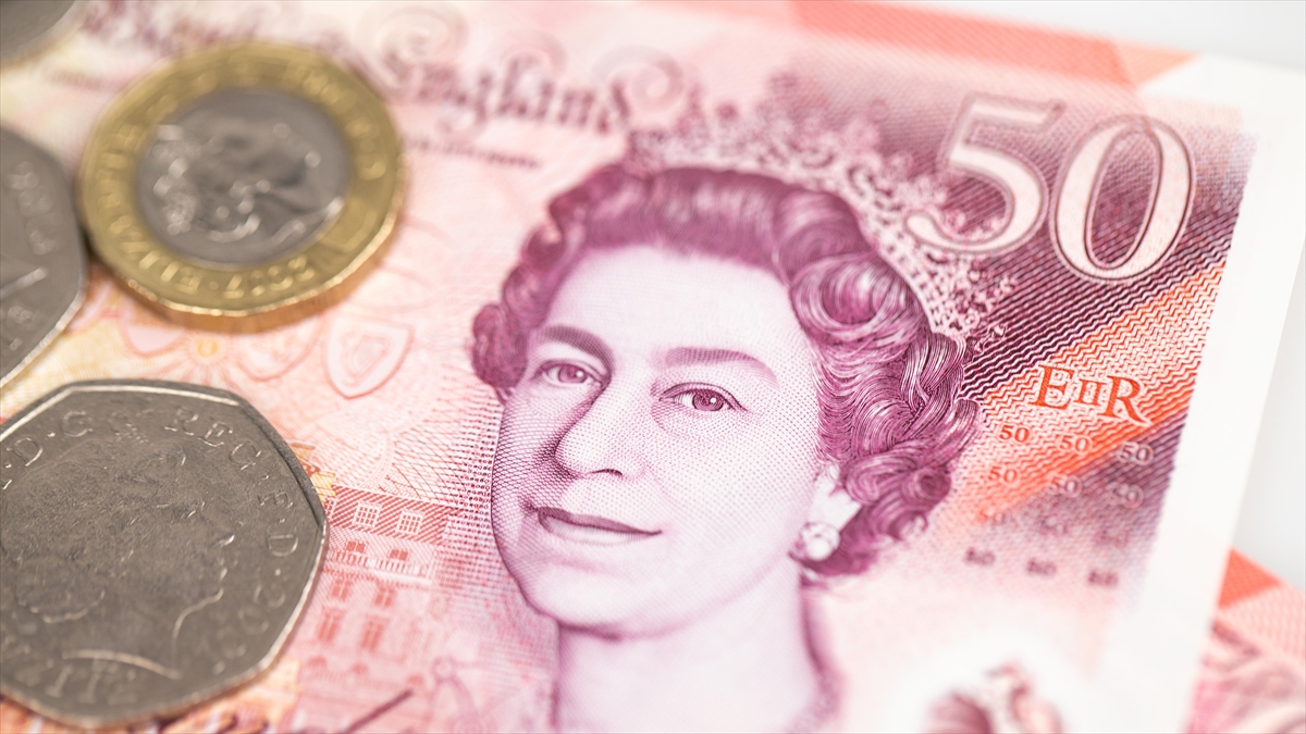 Sterlin, Dolar Karşısında 37 Yılın En Düşük Seviyesinde