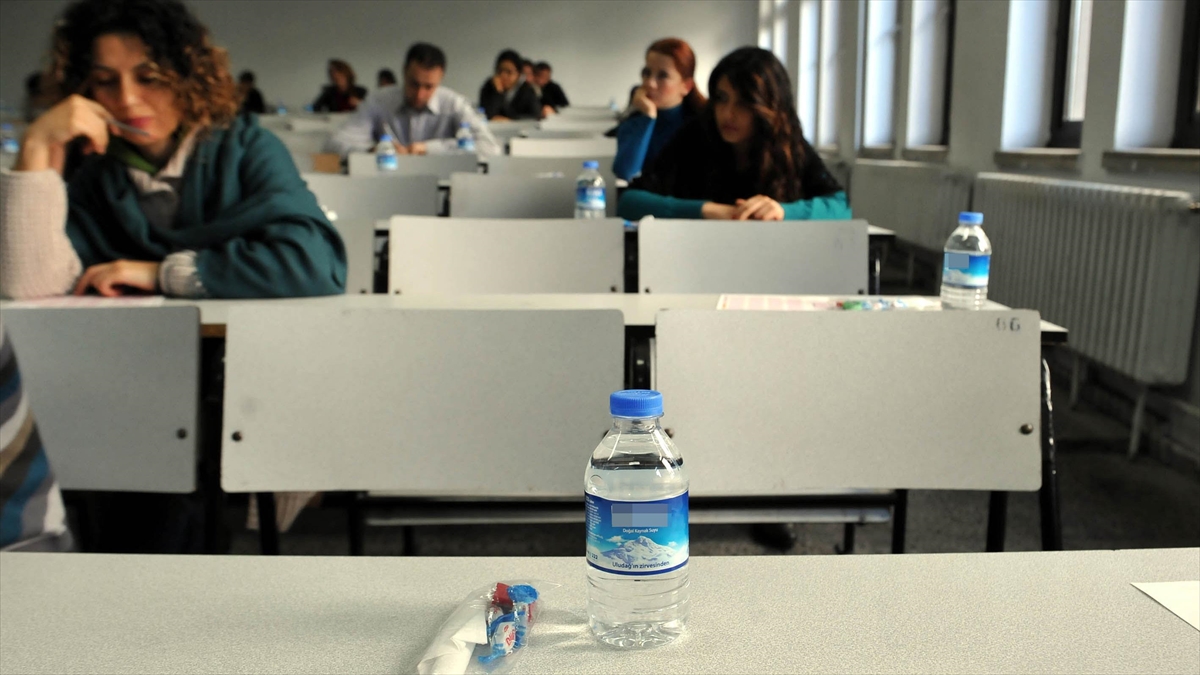 Ösym'den Kpss Adaylarına Saat Uyarısı