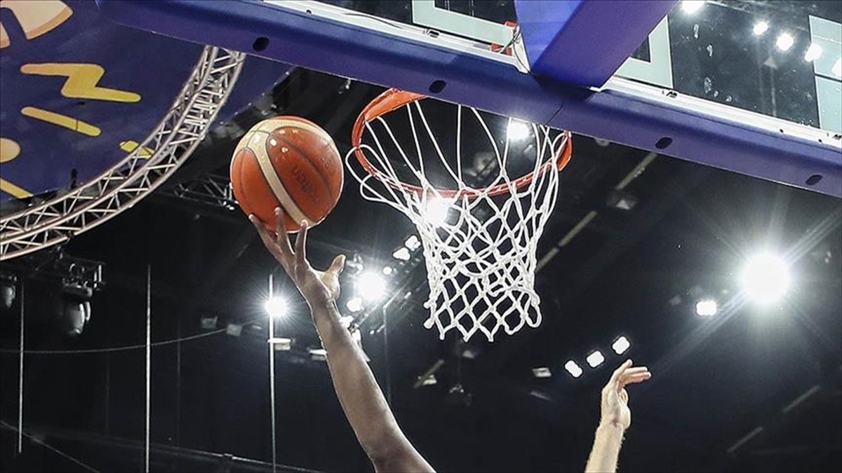 2022 Avrupa Basketbol Şampiyonası'nda İlk Finalist Fransa