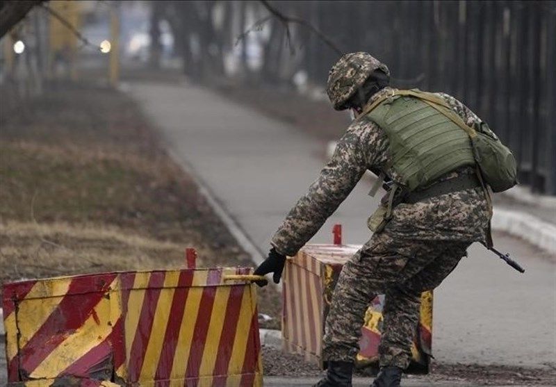 Putin'den destek alan Tacik diktatörü Raxmon Kırgızistan'a saldırdı