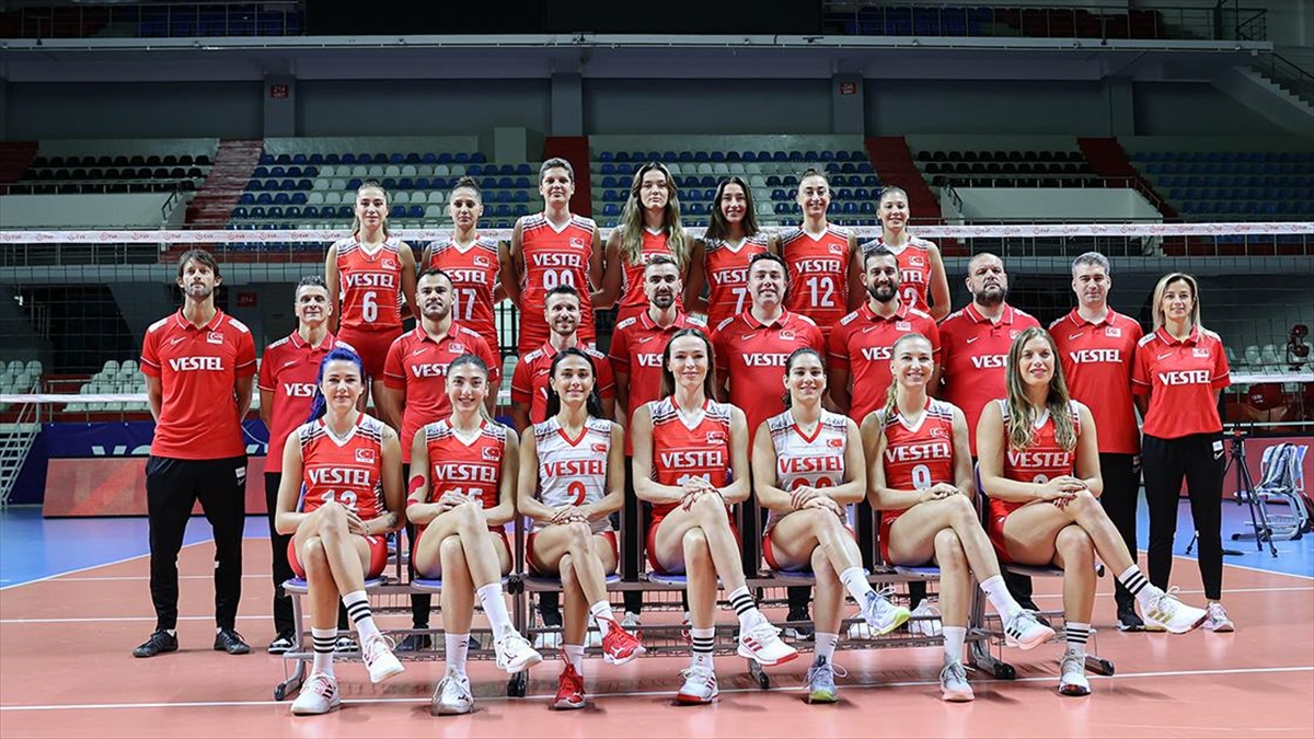 A Milli Kadın Voleybol Takımı, Basın Mensuplarıyla Buluştu