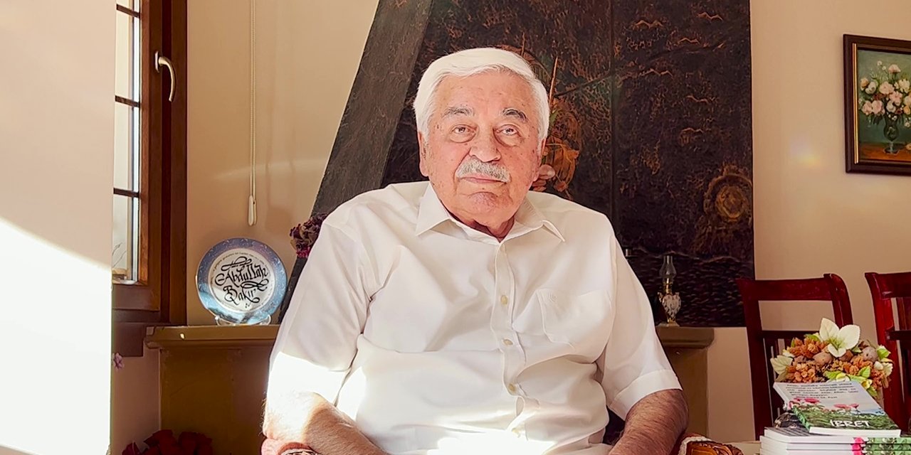 Abdullah Bakır, Sosyal Medyadaki Sözde Din Alimlerini Topa Tuttu: “Bunlar Münafıktır”