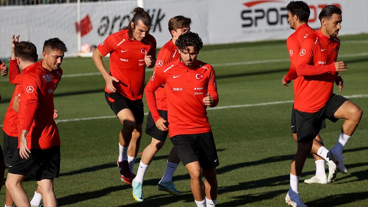 A Milli Futbol Takımı'nda Lüksemburg Maçı Hazırlıkları Başladı