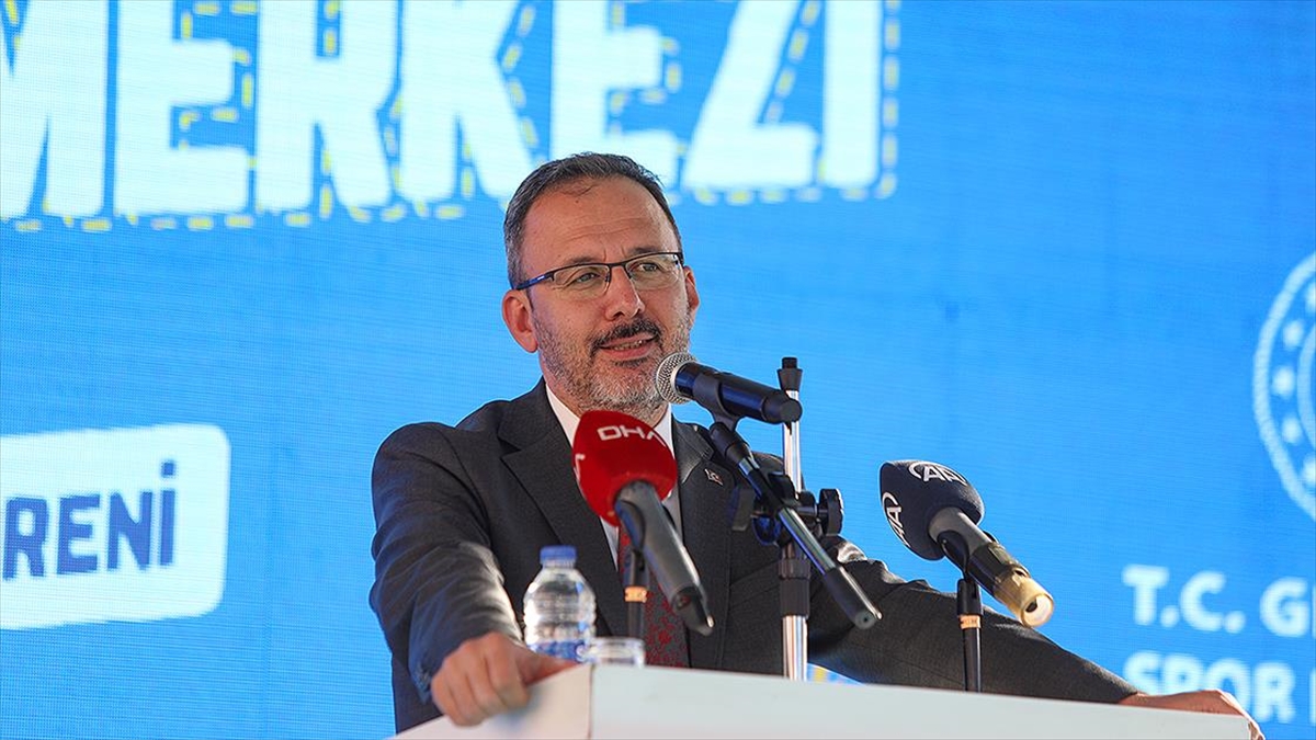 Bakan Kasapoğlu: Spordaki Güçlü Yürüyüşümüze, Gençlik Alanındaki Güçlü Projelerimize Devam Edeceğiz