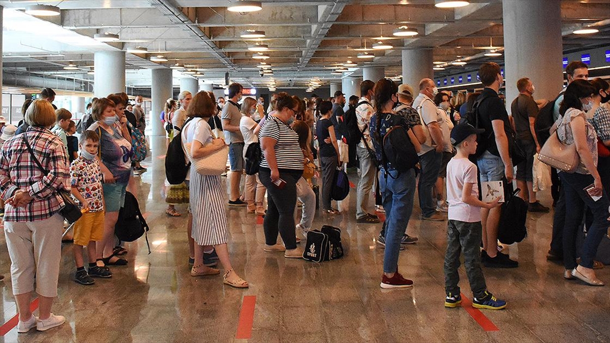 Baltık Ülkeleri Ve Polonya, Rus Vatandaşlarına Kapılarını Kapattı