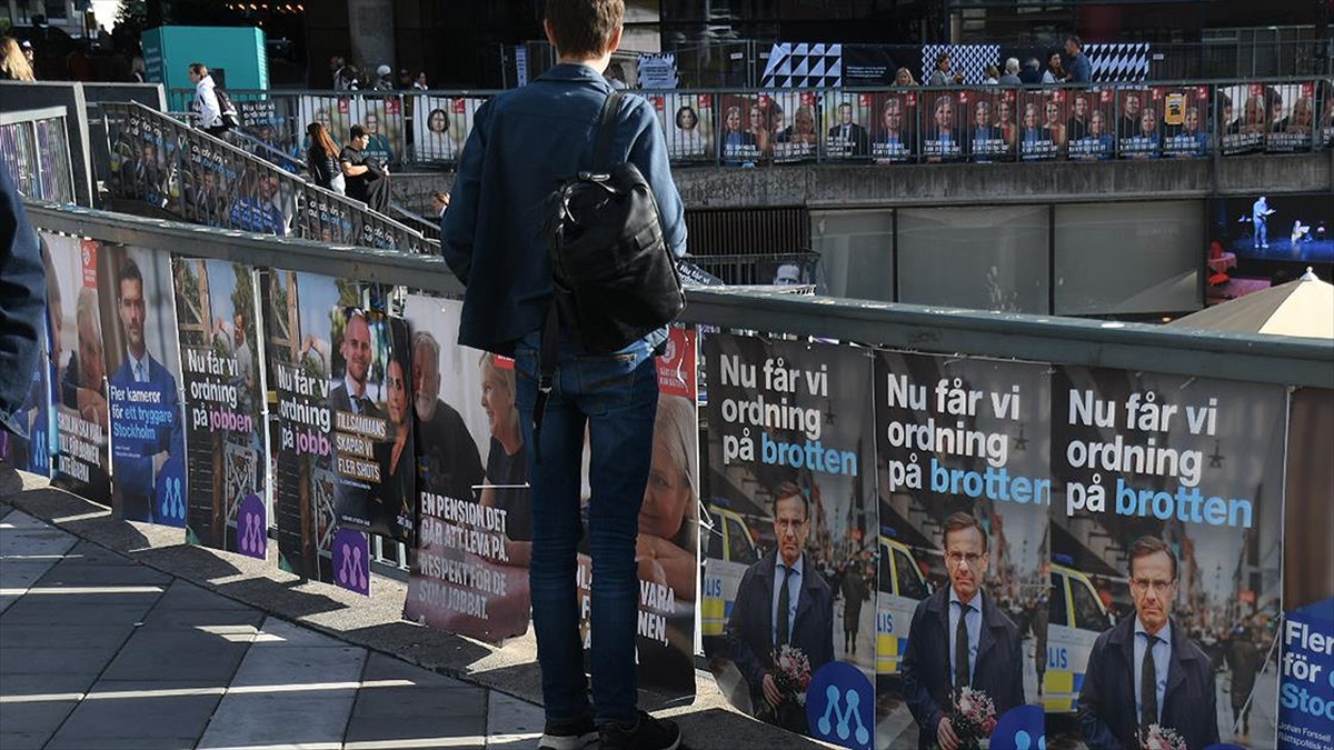 İsveç'te Seçimlerin Ardından Hükümet Kurma Görevi Kristersson'a Verildi