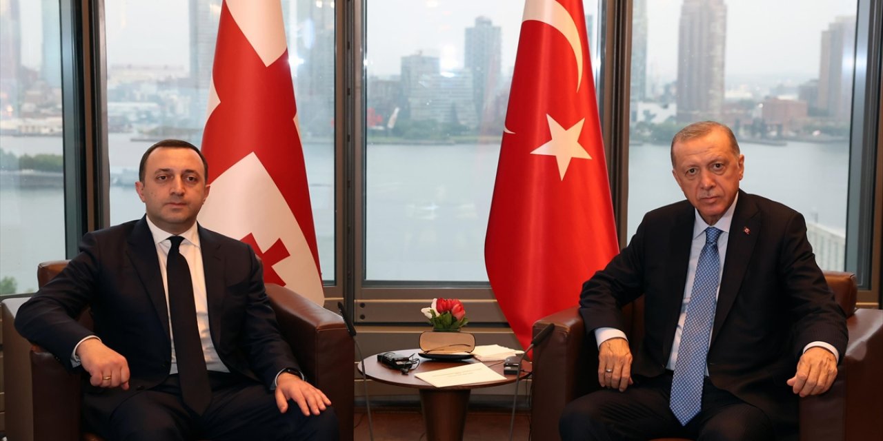 Cumhurbaşkanı Erdoğan, Gürcistan Başbakanı İrakli Garibaşvili'yi Kabul Etti