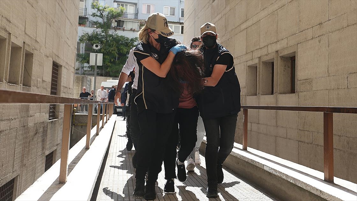 Bursa'da İnfaz Koruma Memurlarını Taşıyan Servis Aracına Saldıran 3 Terörist Tutuklandı