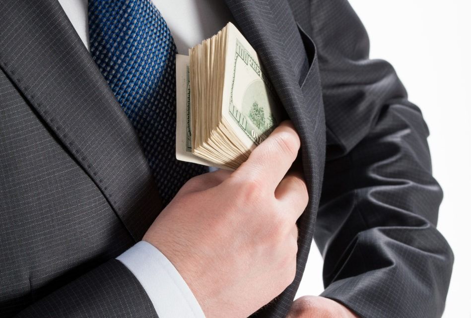 Devletin memuru da bunu yaparsa... İcra müdürü 13 milyon lirayla kaçtı