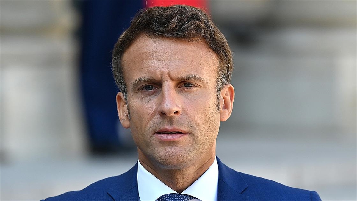 Macron, Uluslararası Toplumu 'Putin'e Azami Baskı Yapmaya' Çağırdı