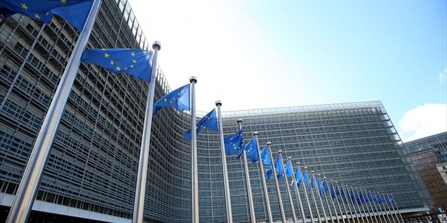 Ab'ye İltica Başvuruları Yüzde 10 Azaldı