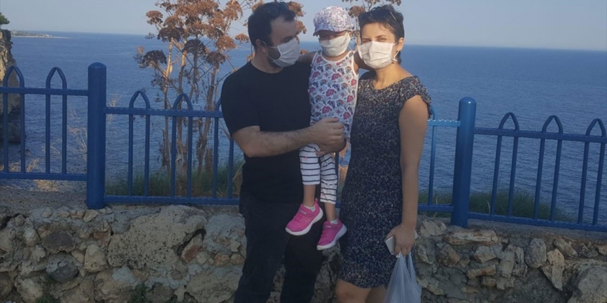 'Öykü Arin'e Babasından Yapılan Kök Hücre Nakli Yüzde Yüze Yakın Tuttu'