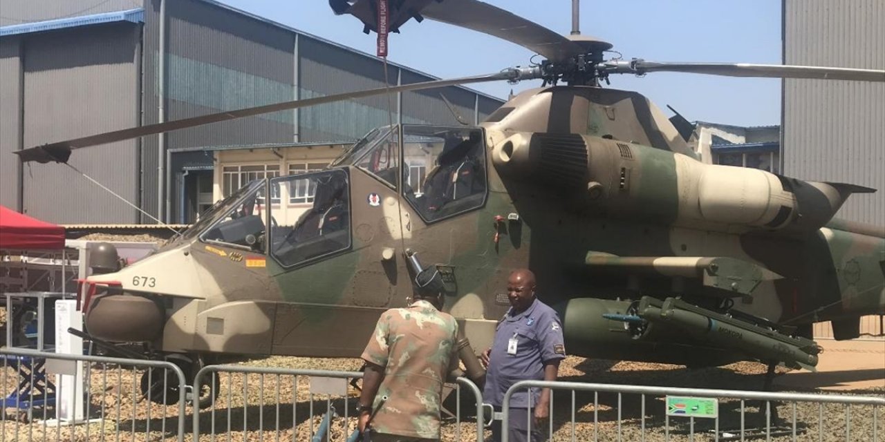 Aselsan'ın 'elektronik Gözü' Güney Afrika Helikopteriyle Birlikte Tanıtıldı