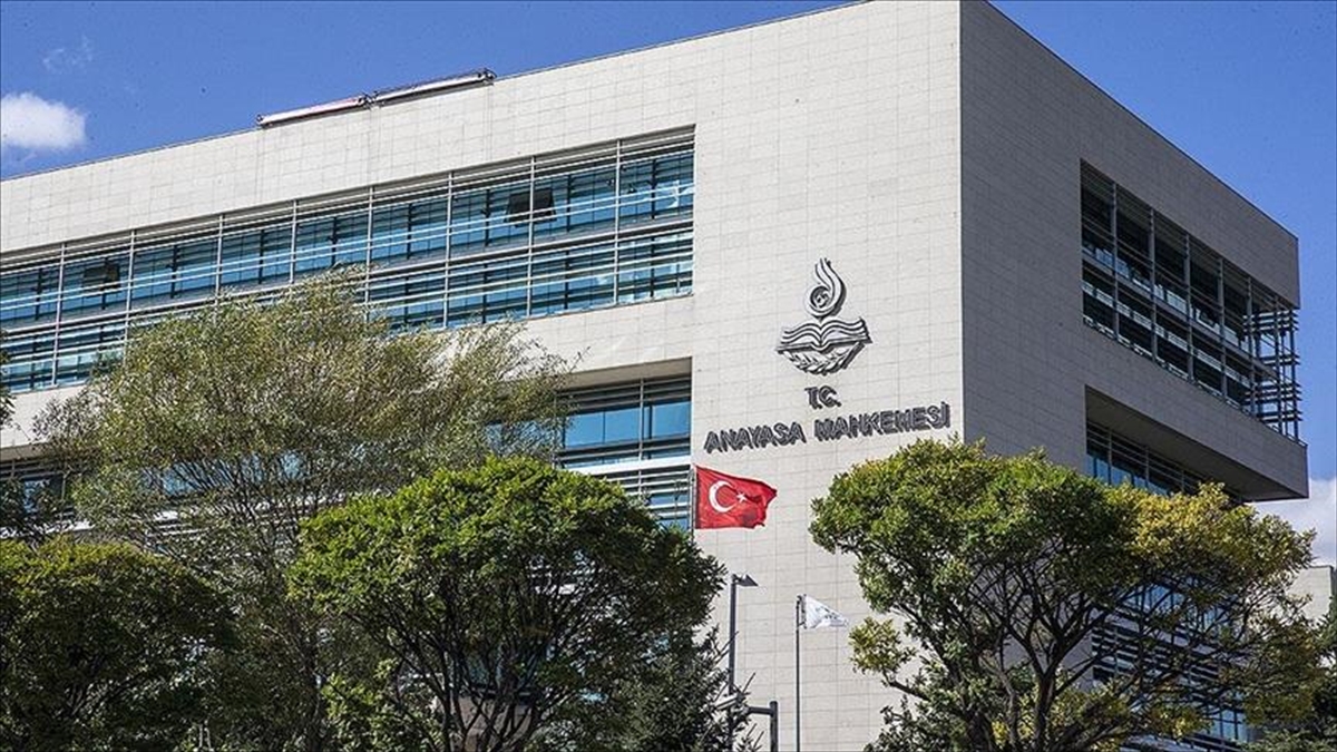 Anayasa Mahkemesine Bireysel Başvuru Sayısı 450 Bini Geçti