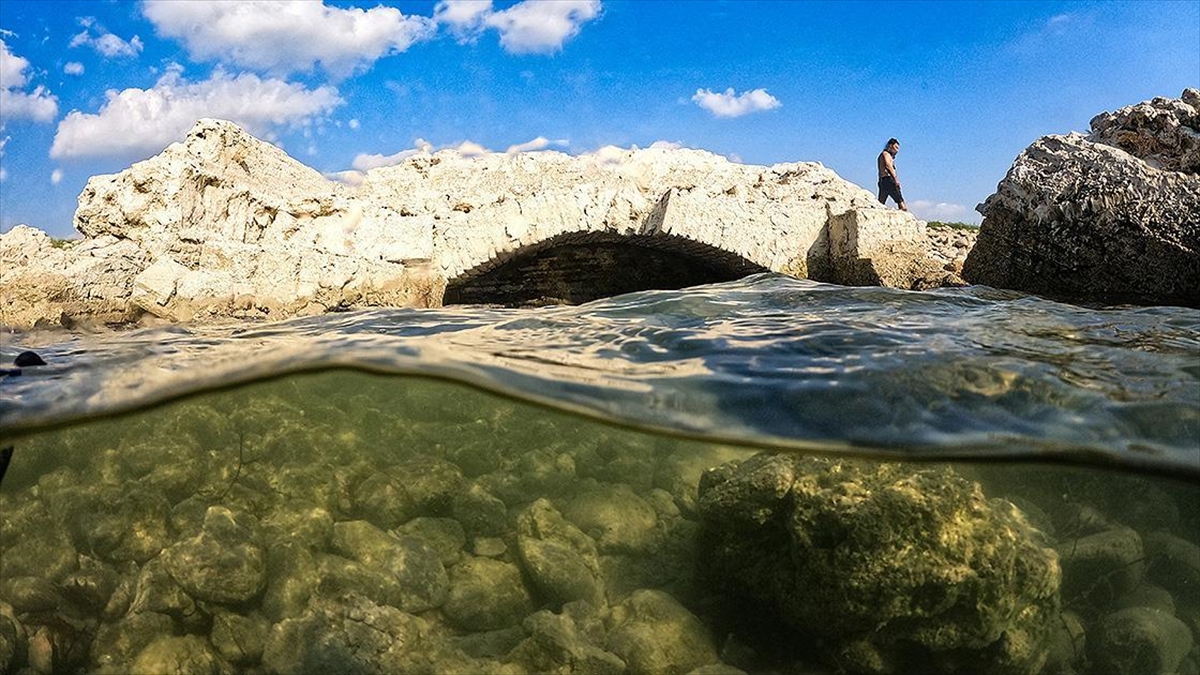 Adana'daki Batık Kent Augusta Su Altı Kamerasıyla Görüntülendi