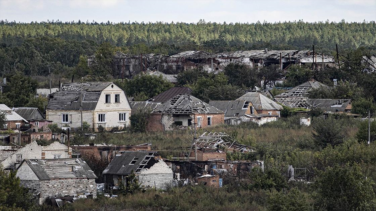 Ukrayna'daki Savaşta Yok Olan Köy: Kamiyanka