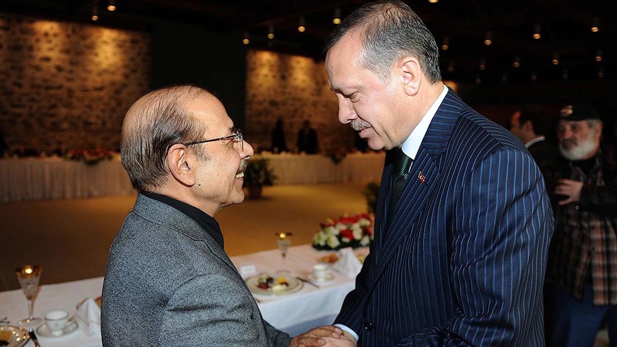 Erdoğan, Vefatının 10. Yılında Neşet Ertaş'ı Andı