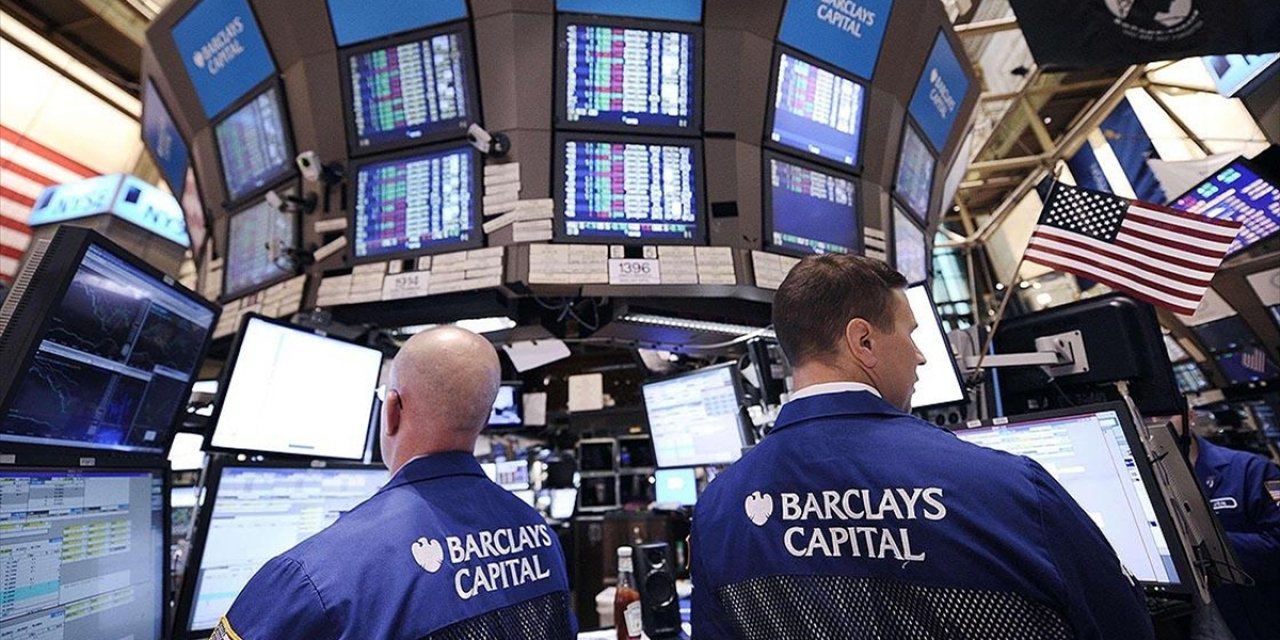 New York Borsası Düşüşle Kapandı