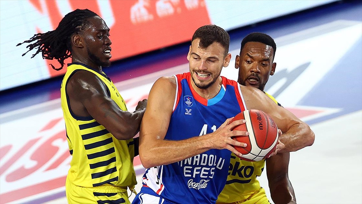 36. Erkekler Cumhurbaşkanlığı Kupası'nı Anadolu Efes Kazandı