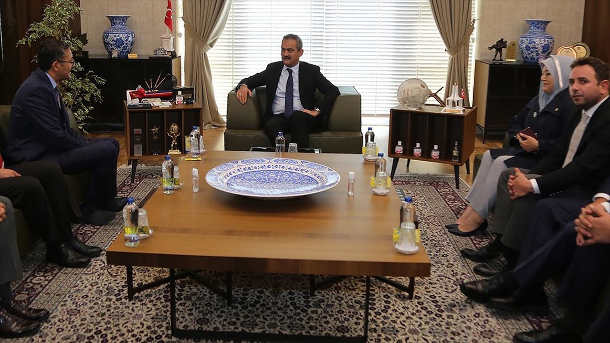 Milli Eğitim Bakanı Özer: 3 Bin Yeni Anaokulu Yapmak Üzere Yola Çıktık