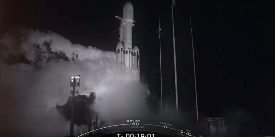 Dünyanın En Güçlü Ticari Roketi Falcon Heavy Üçüncü Kez Fırlatıldı