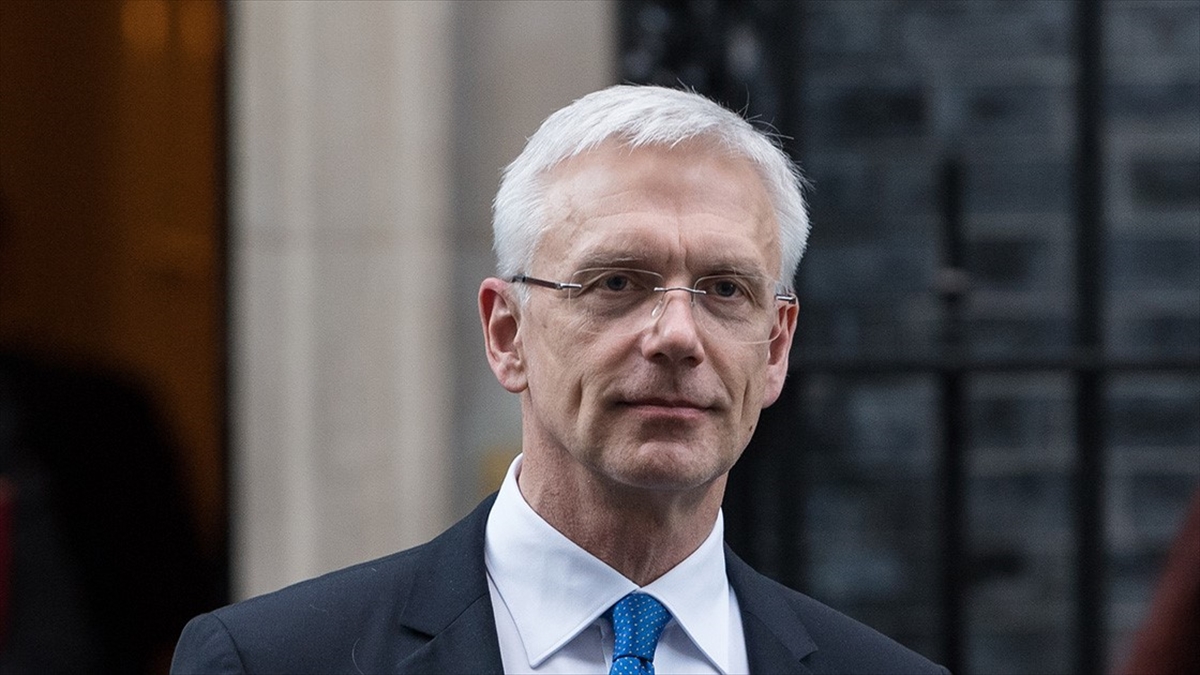 Letonya Genel Seçimlerinin Galibi Başbakan Karins'in Partisi Oldu