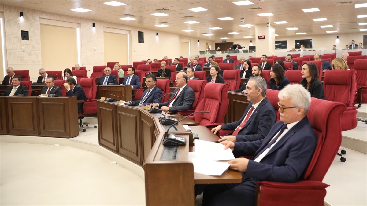 KKTC'de Cumhuriyet Meclisinin Yeni Yasama Yılı Başladı
