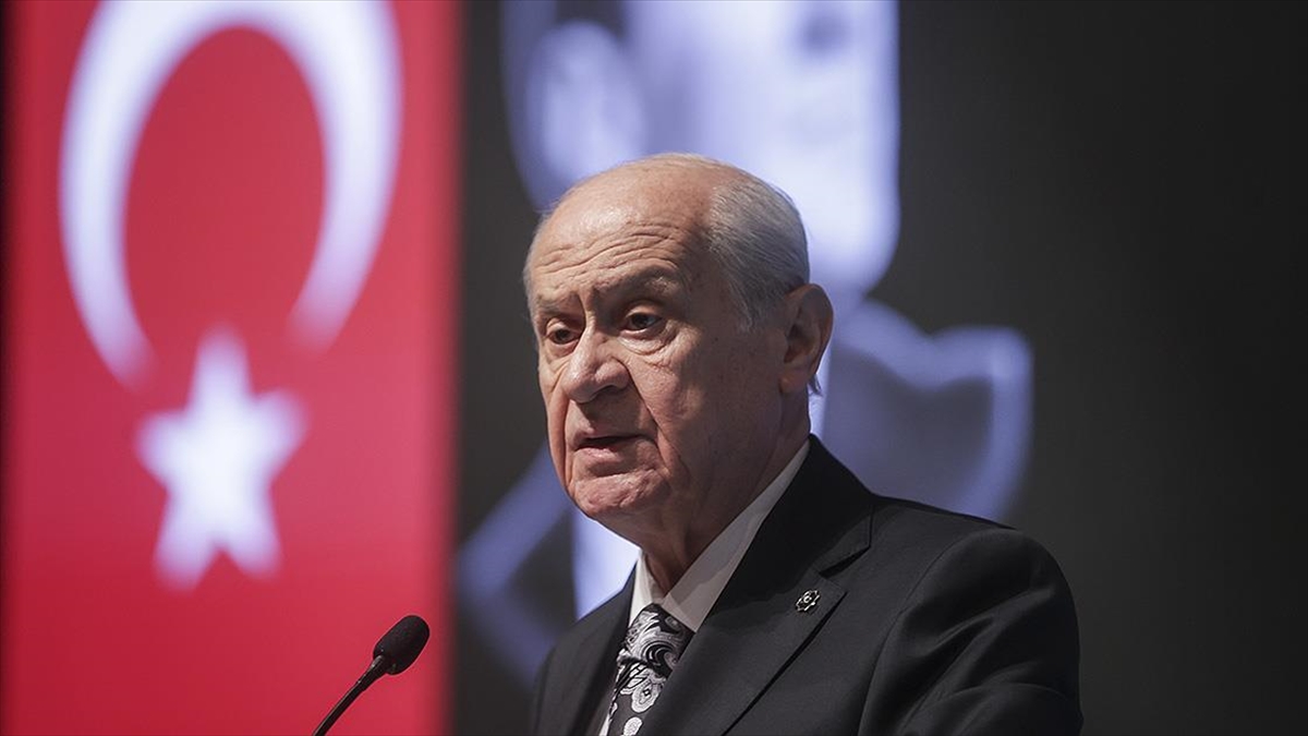 MHP "Siyaset Ve Liderlik Okulu"nda İlk Dersi Bahçeli Verecek