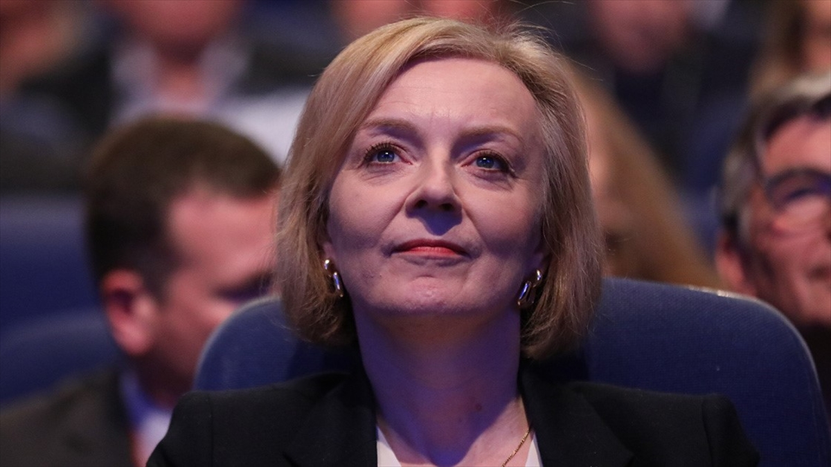 İngiltere Başbakanı Truss, Ekonomide Önceliğinin Büyüme Olduğunu Vurguladı