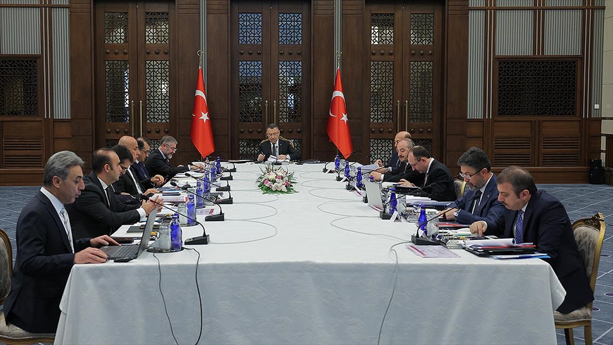 Ekonomi Koordinasyon Kurulu Cumhurbaşkanı Yardımcısı Oktay Başkanlığında Toplandı