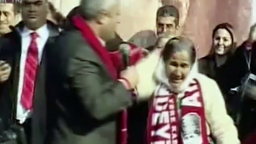‘Başörtüsünü zorla çıkarttı’ iddiasına CHP’den mahkeme kararıyla yanıt