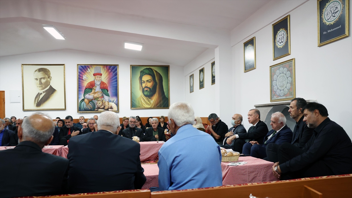 Ak Parti İktidarı 13 Yıllık Alevi Açılımı Sürecinde Yeni Bir Sayfa Açıyor