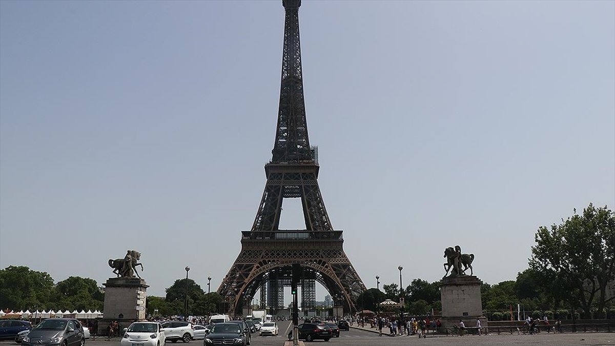 Fransa'da Enerji Sıkıntısı "Kışın Nasıl Geçirileceği" Endişesini Gündeme Taşıdı