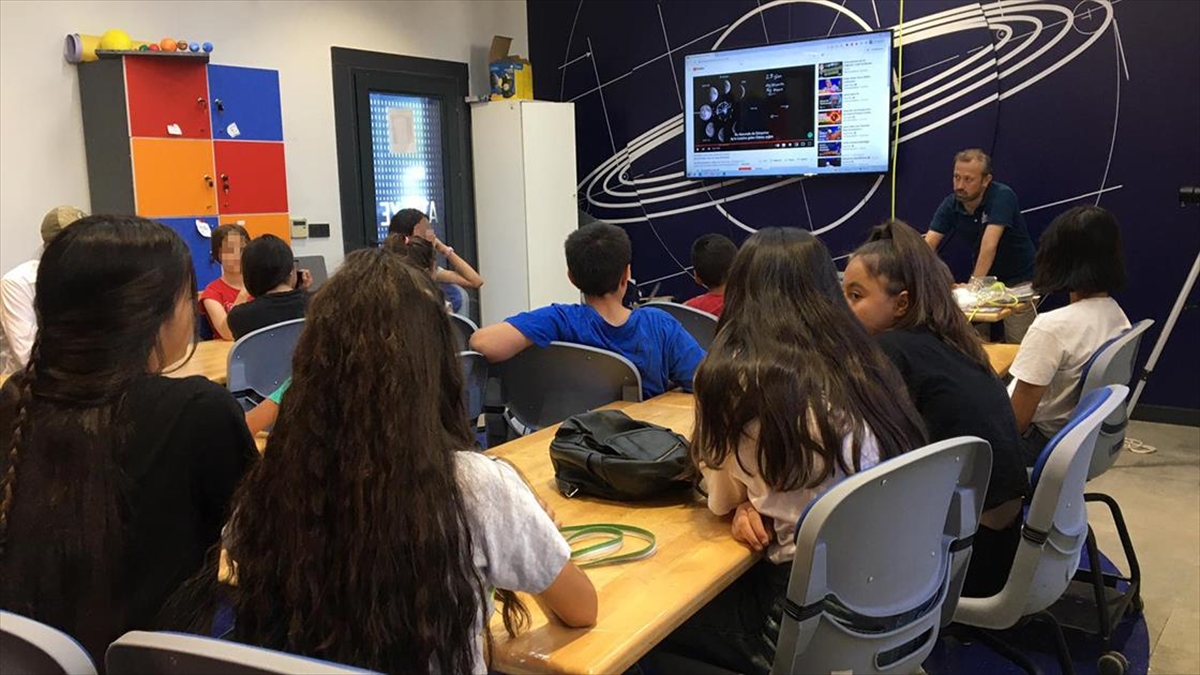 Devlet Korumasındaki Çocuklar Bilim Kamplarında