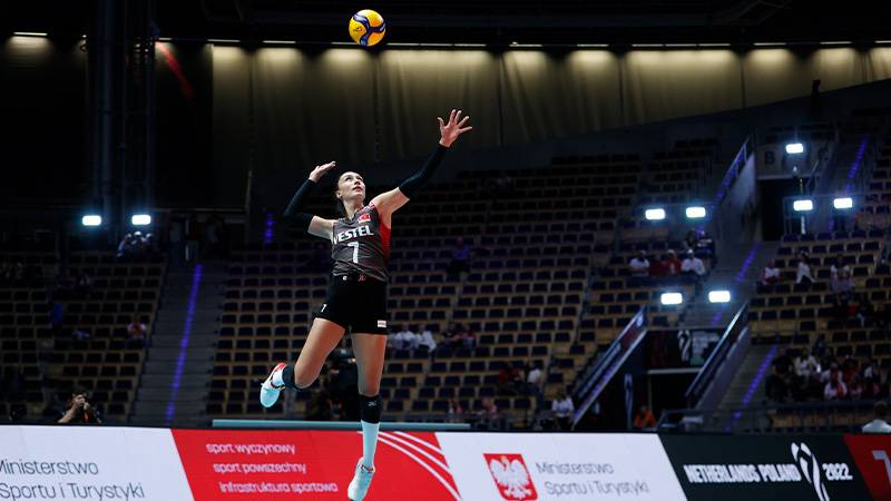 A Milli Kadın Voleybol Takımı ABD'ye 3-1 yenildi