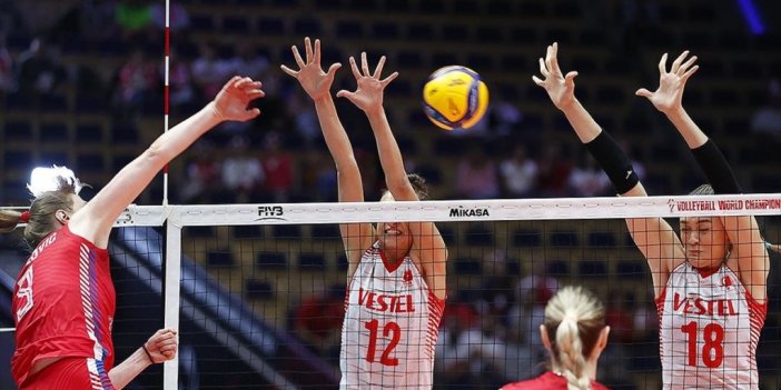 Erdoğan, Ak Parti Balıkesir Genişletilmiş İl Danışma Meclisi Toplantısı'na Katıldı