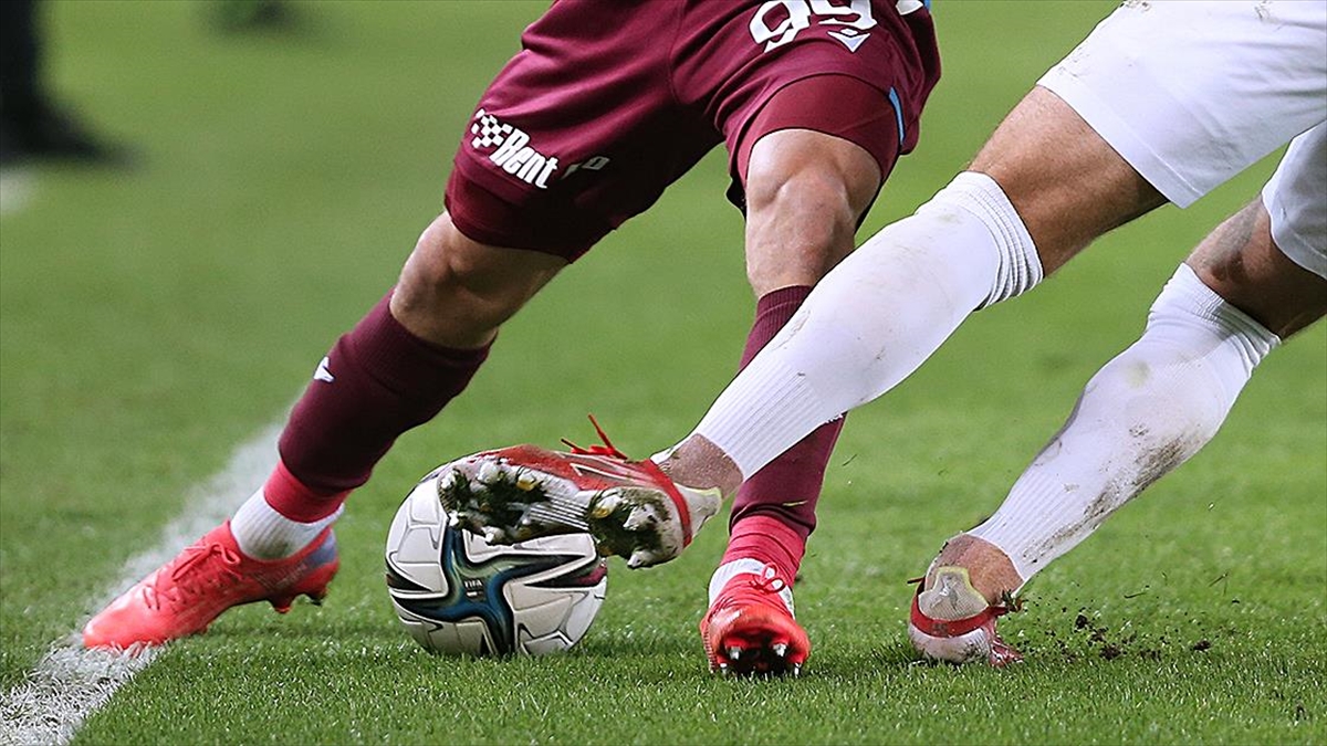 Trabzonspor, Yarın Kasımpaşa'yı Konuk Edecek