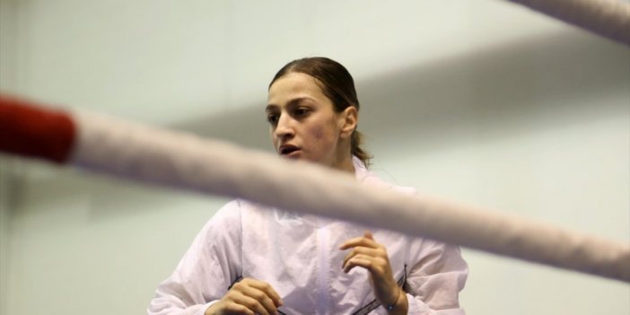 Şampiyon Boksör Buse Naz Çakıroğlu Adını Tekrar Avrupa'nın Zirvesine Yazdırma Peşinde: