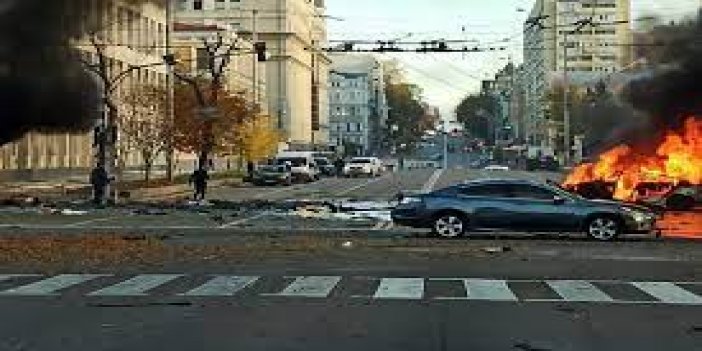 Ukrayna'daki Almanya Konsolosluğu vuruldu