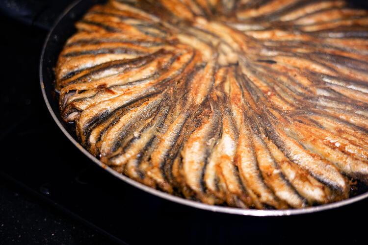 Balık yiyeyim derken zehirlenmeyin! Bu pişirme hatası ölüme götürüyor