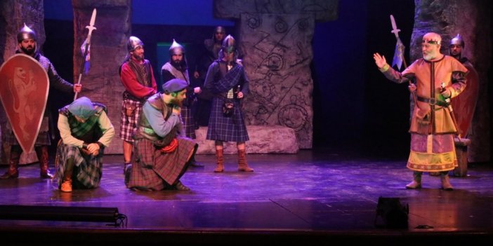 Adana Devlet Tiyatrosu Yeni Sezonda 6'sı Yeni 11 Oyun Sahneleyecek