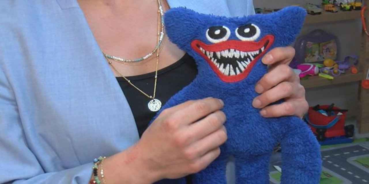 Aileler dikkat! Tehlikeli Oyun: Huggy Wuggy!   “Son nefesini al, Sana sarılıp, seni patlatana kadar sıkacak!”