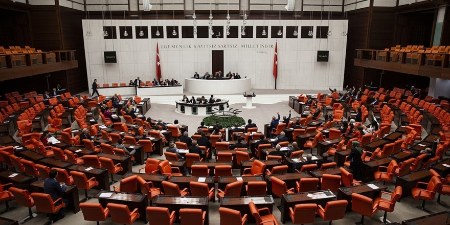 Tbmm'nin Çalışma Süresi Uzatıldı